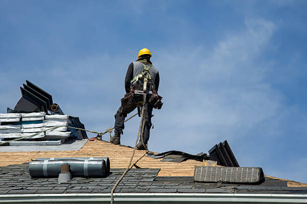 Professional Roof Installation technician working in Elkhart, TX